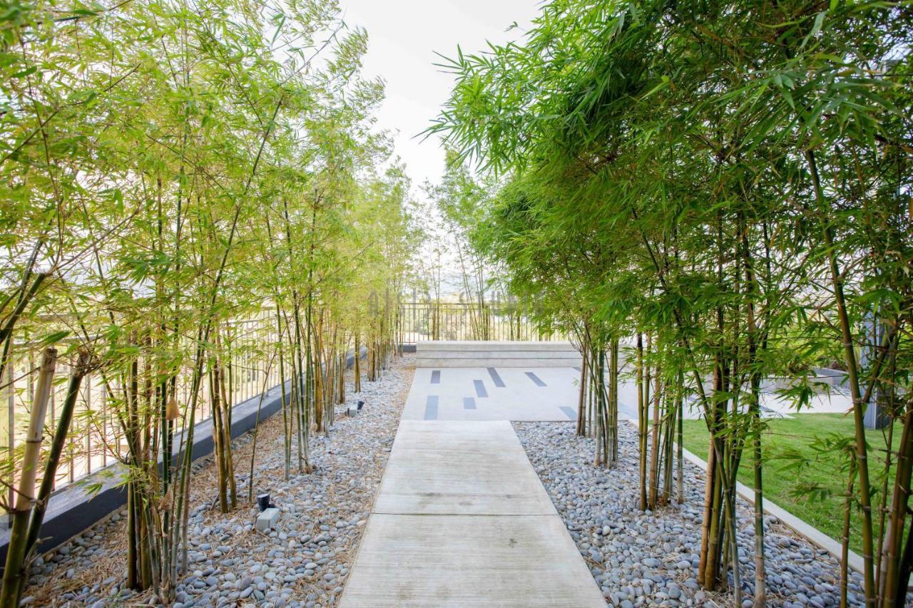 Aisi3 Studio Seaview At Tanjung Lumpur Kuantan Eksteriør billede
